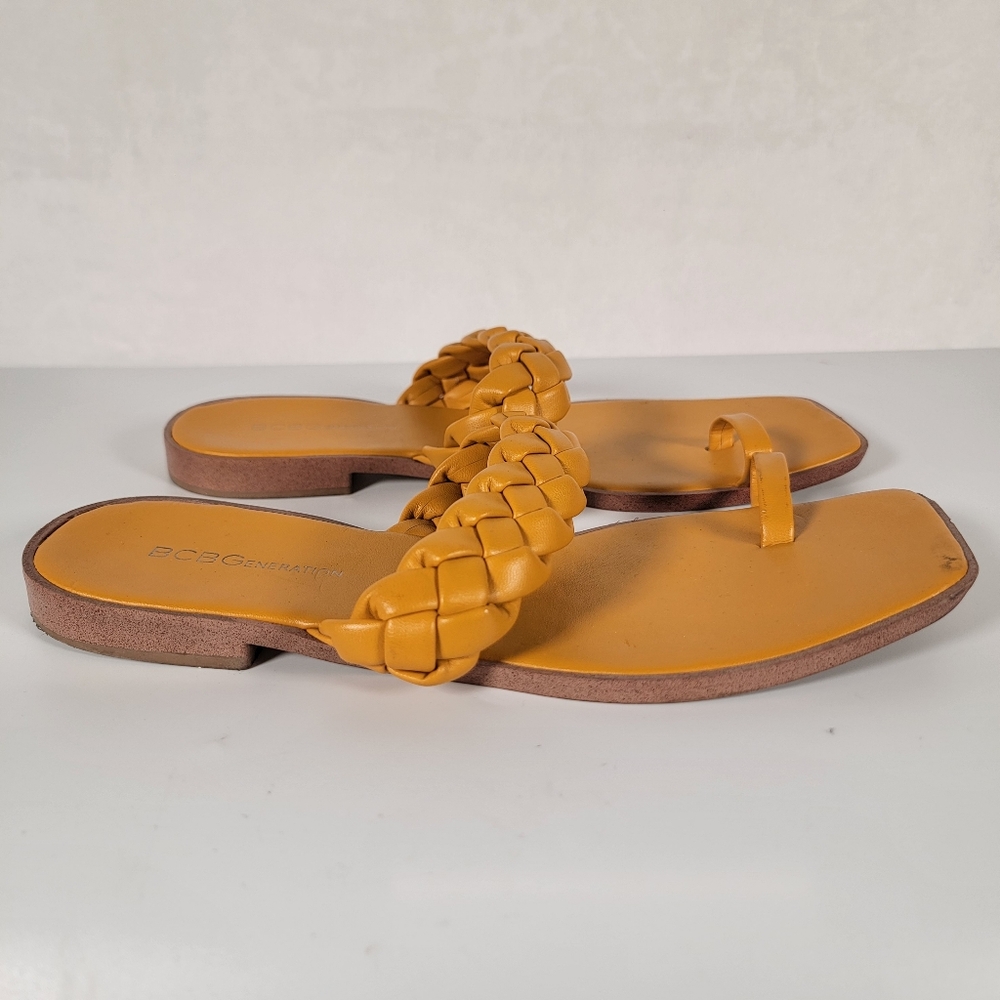 BCBGeneration Letti Toe Ring Sandal In Yellow, Size 9